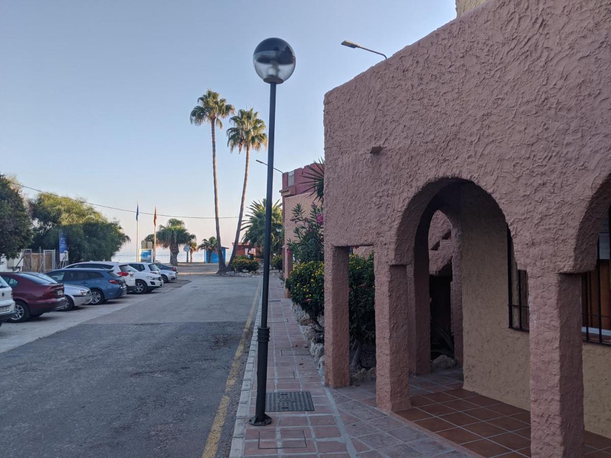 Renovated Apartment On Beachside With Pool Nerja Exterior foto